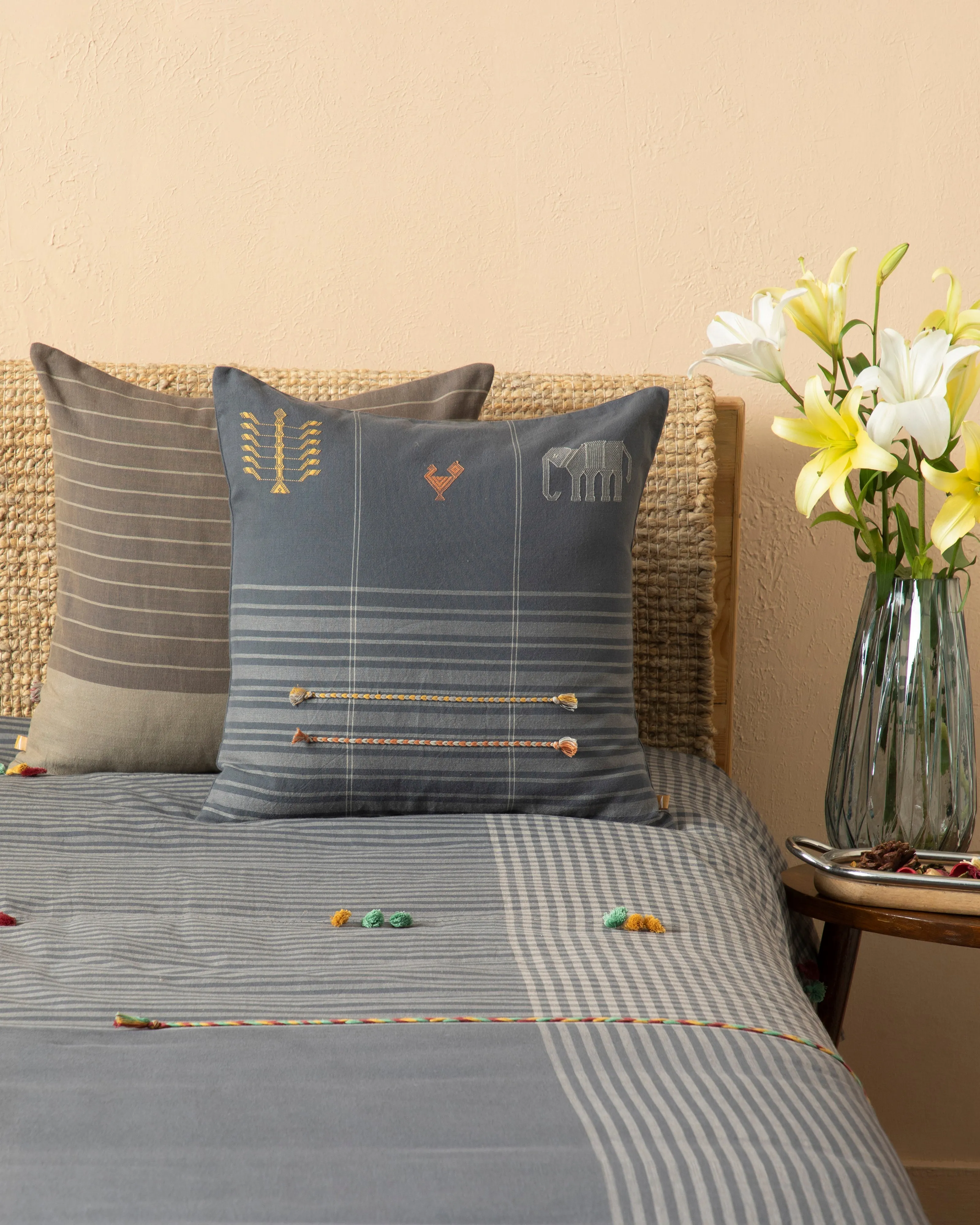 Appu Extra Weft Cotton Cushion Cover