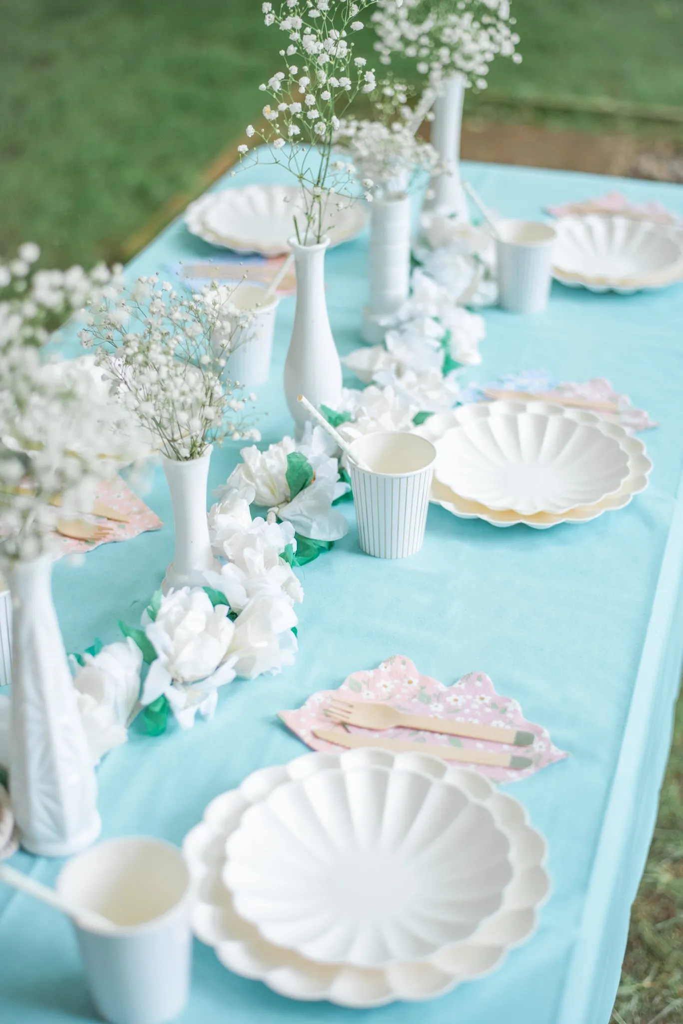 Eco-Friendly Paper Tablecloth Table Cover- Blue