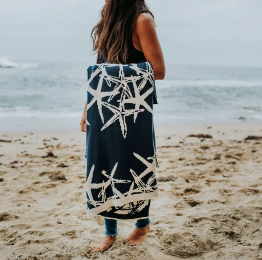 Eco Reversible Starfish Throw Blanket